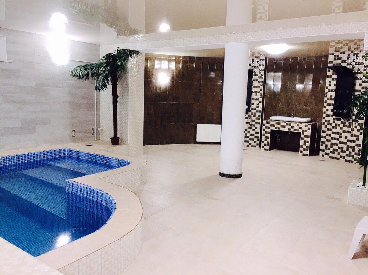 Hotel Gold Lion 키시나우 외부 사진